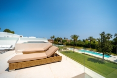 Halfvrijstaande woning Nueva Andalucía € 4.300.000,-