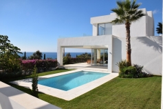 Villa Río Real € 2.600.000,-